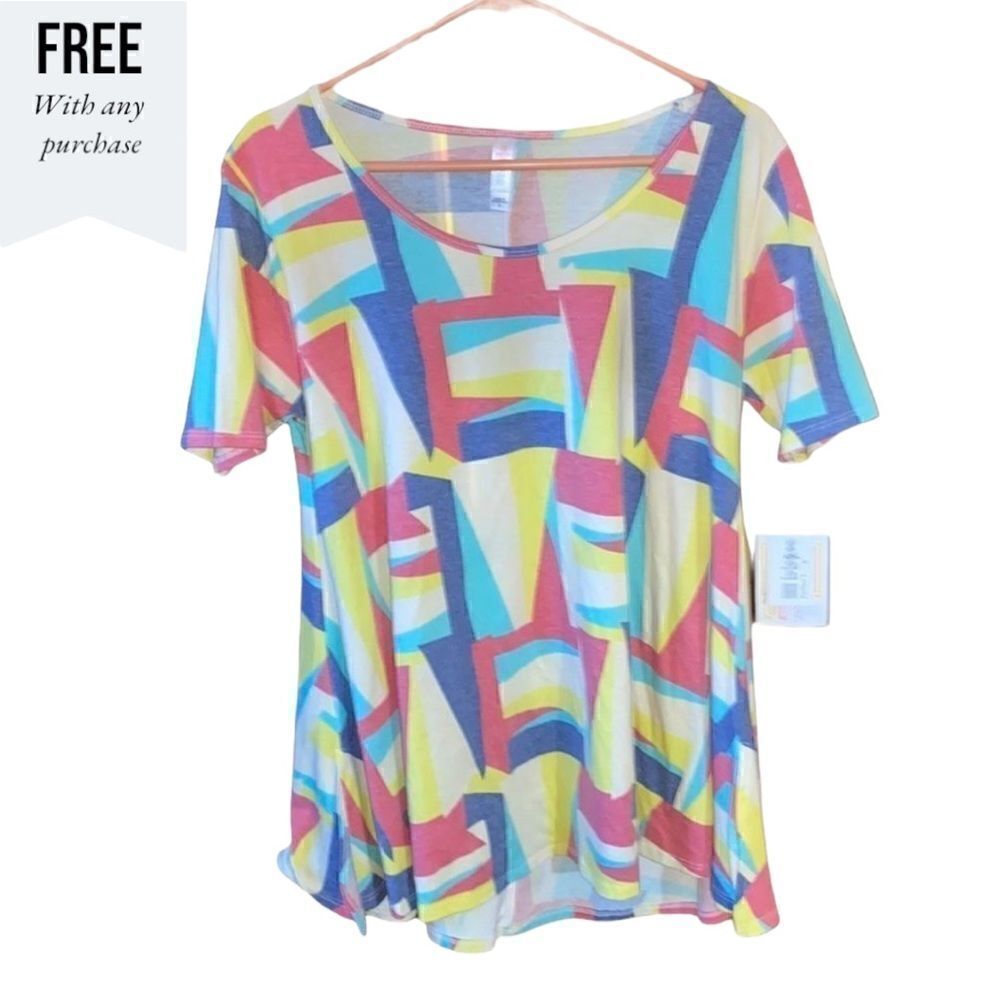 FREE NWT LuLaRoe Geometric Print Top Size S